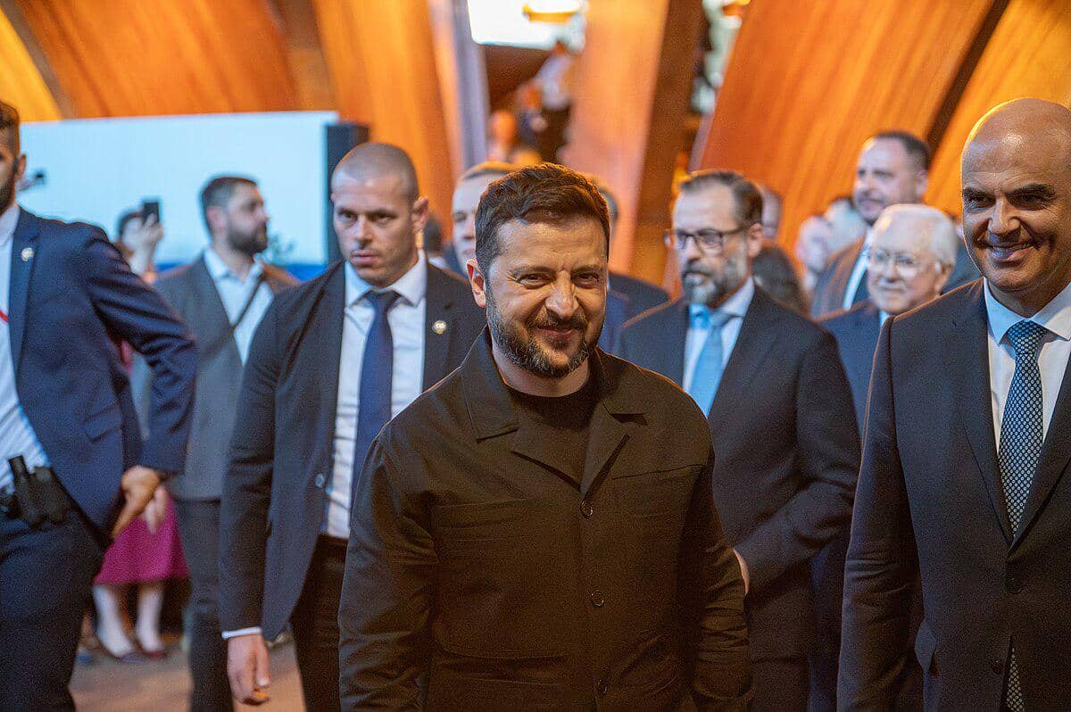 Presiden Ukraina, Volodymyr Zelensky, sedang melakukan pertemuan.