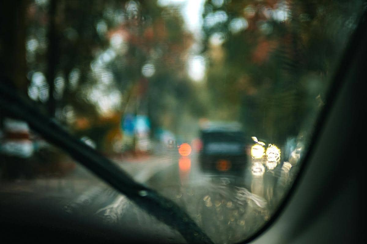 ilustrasi wiper mobil