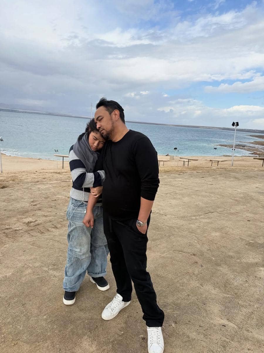 Keluarga Bebi Romeo belajar kisah nabi hingga ke laut mati.