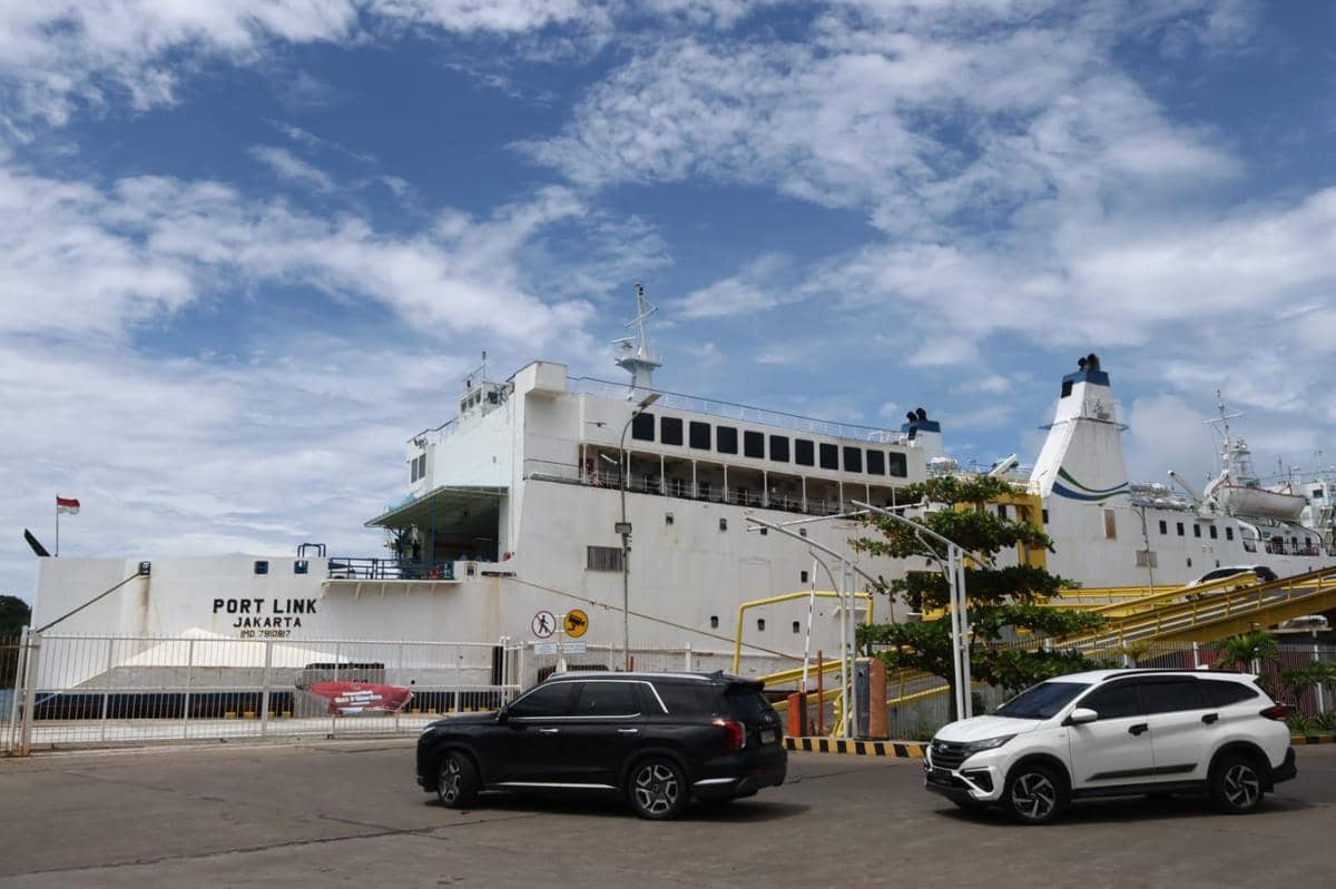 H+2 Natal, Mobil dan Bus Dominasi Penyeberangan Jawa-Sumatra