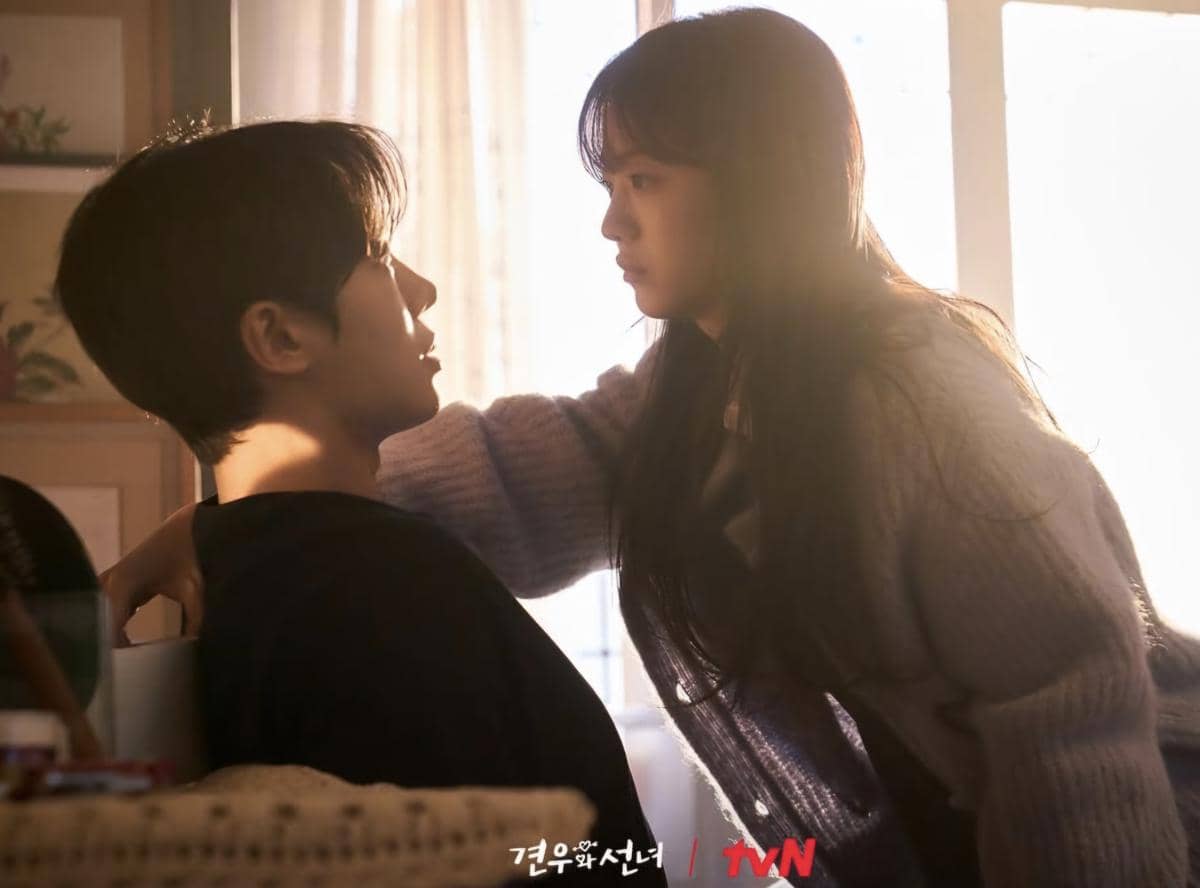 Drama Head Over Heels