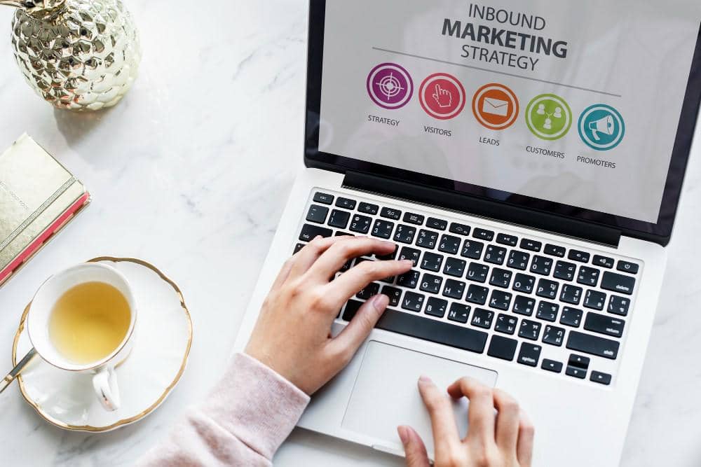 Mengenal Cold Calling di Balik Telepon Penawaran ke Konsumen