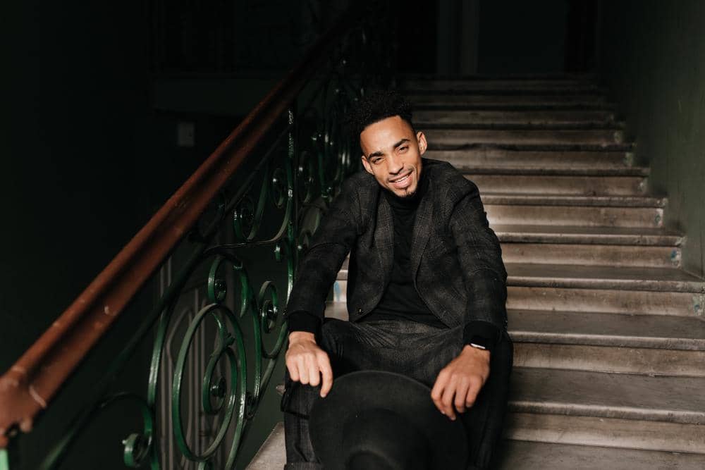 ilustrasi outfit tahun baru cowok