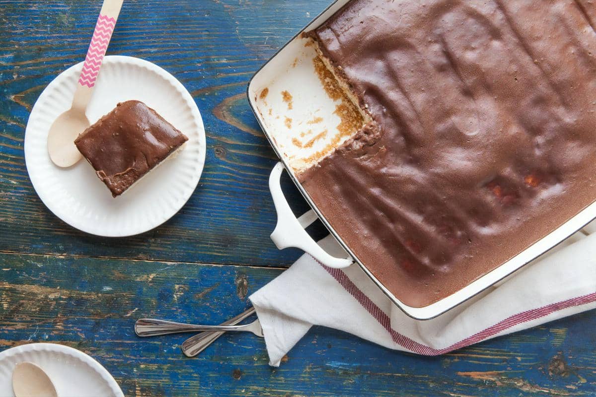 ilustrasi no bake eclair cake