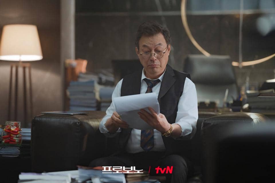 still cuts drama Pro Bono