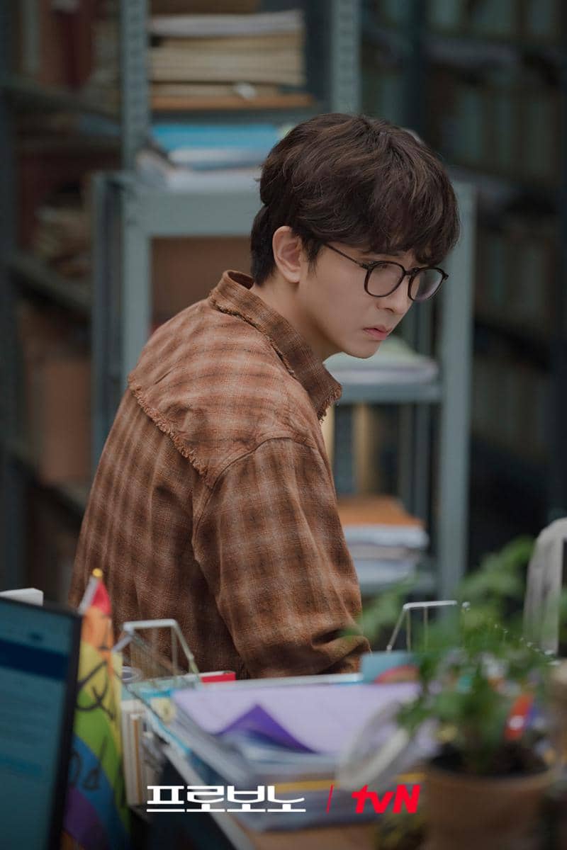 still cuts drama Pro Bono