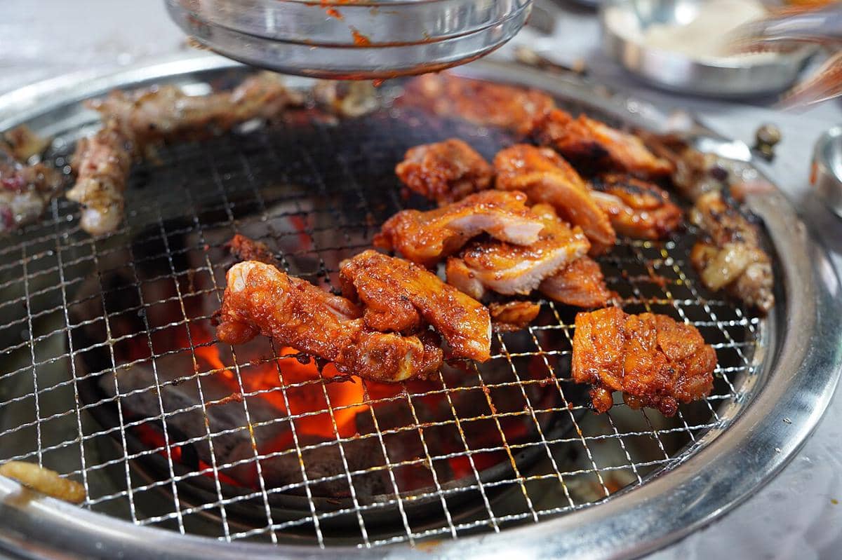 ilustrasi menu bakaran tahun baru