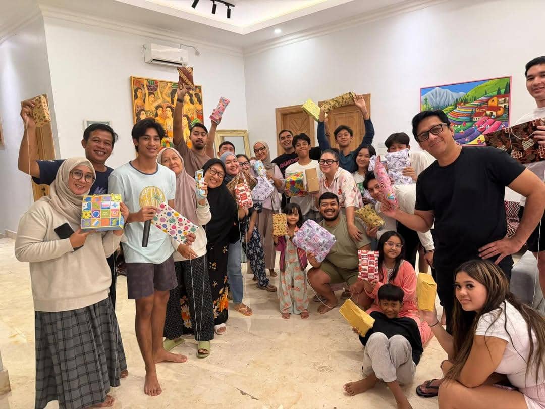 Andre Taulany liburan dan kumpul keluarga
