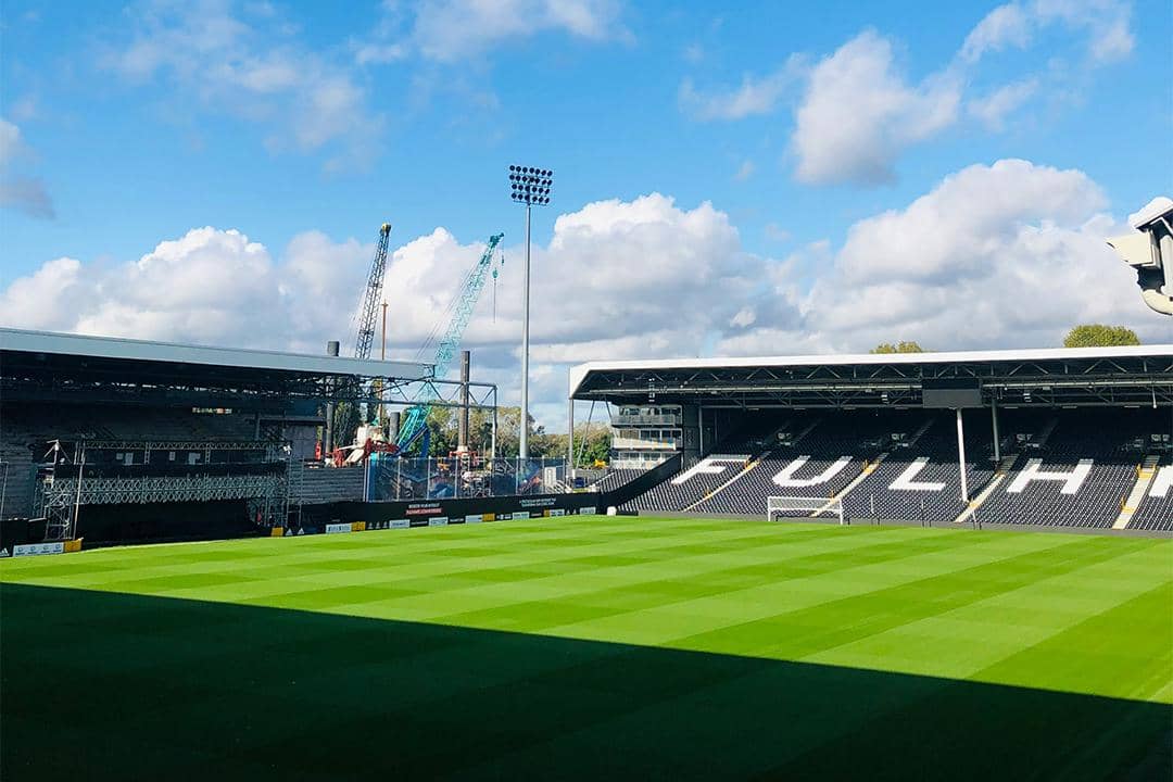 ilustrasi stadion Fulham, Craven Cottage