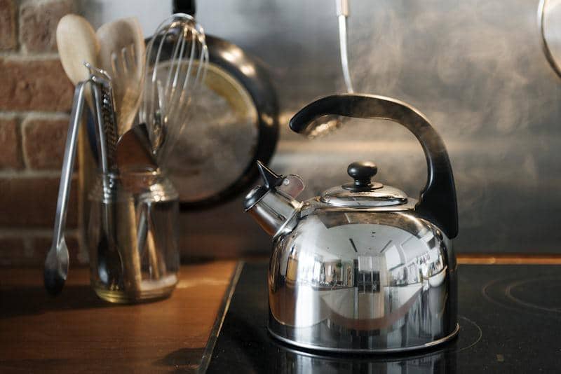 ilustrasi merebus air