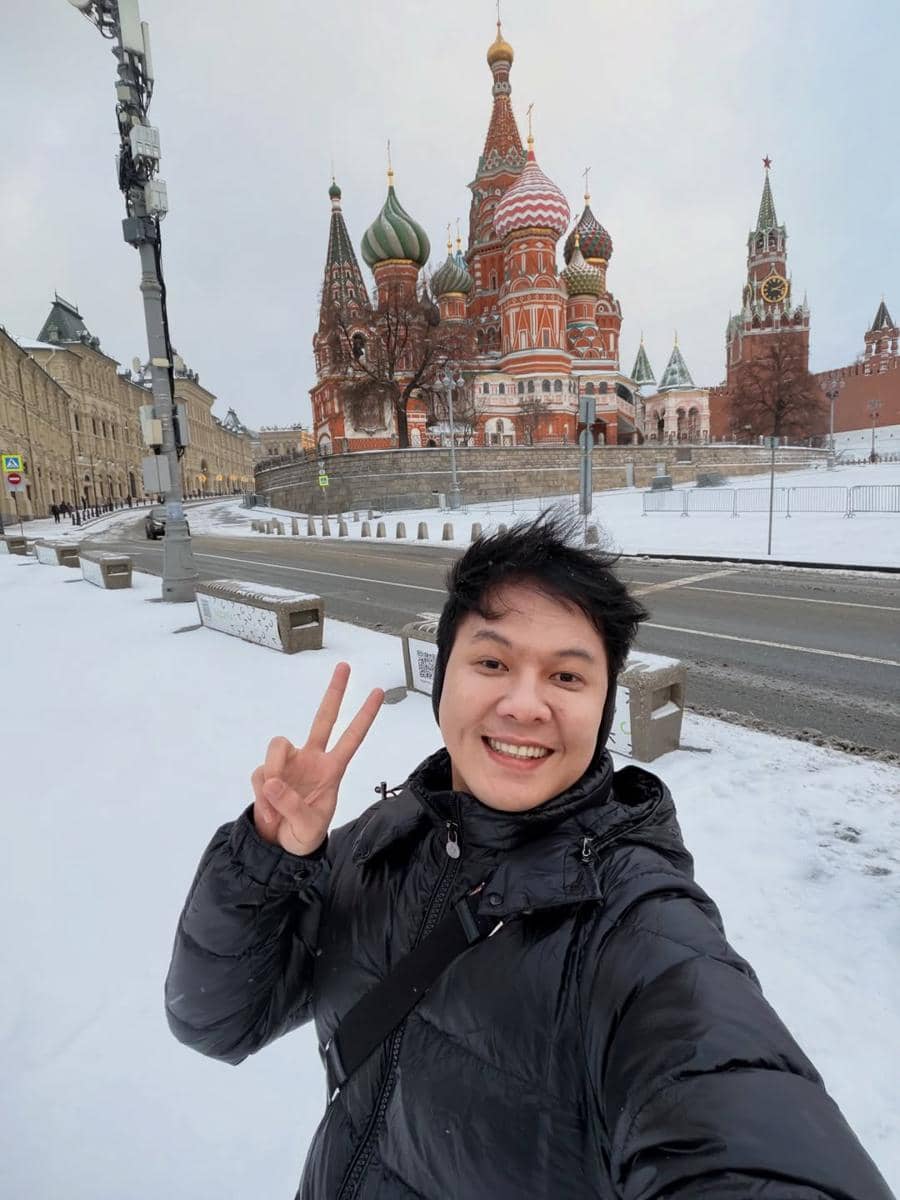 Andi Arsyil jalan-jalan di Kota Moskow