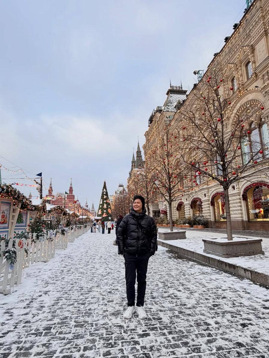 Andi Arsyil jalan-jalan di Kota Moskow