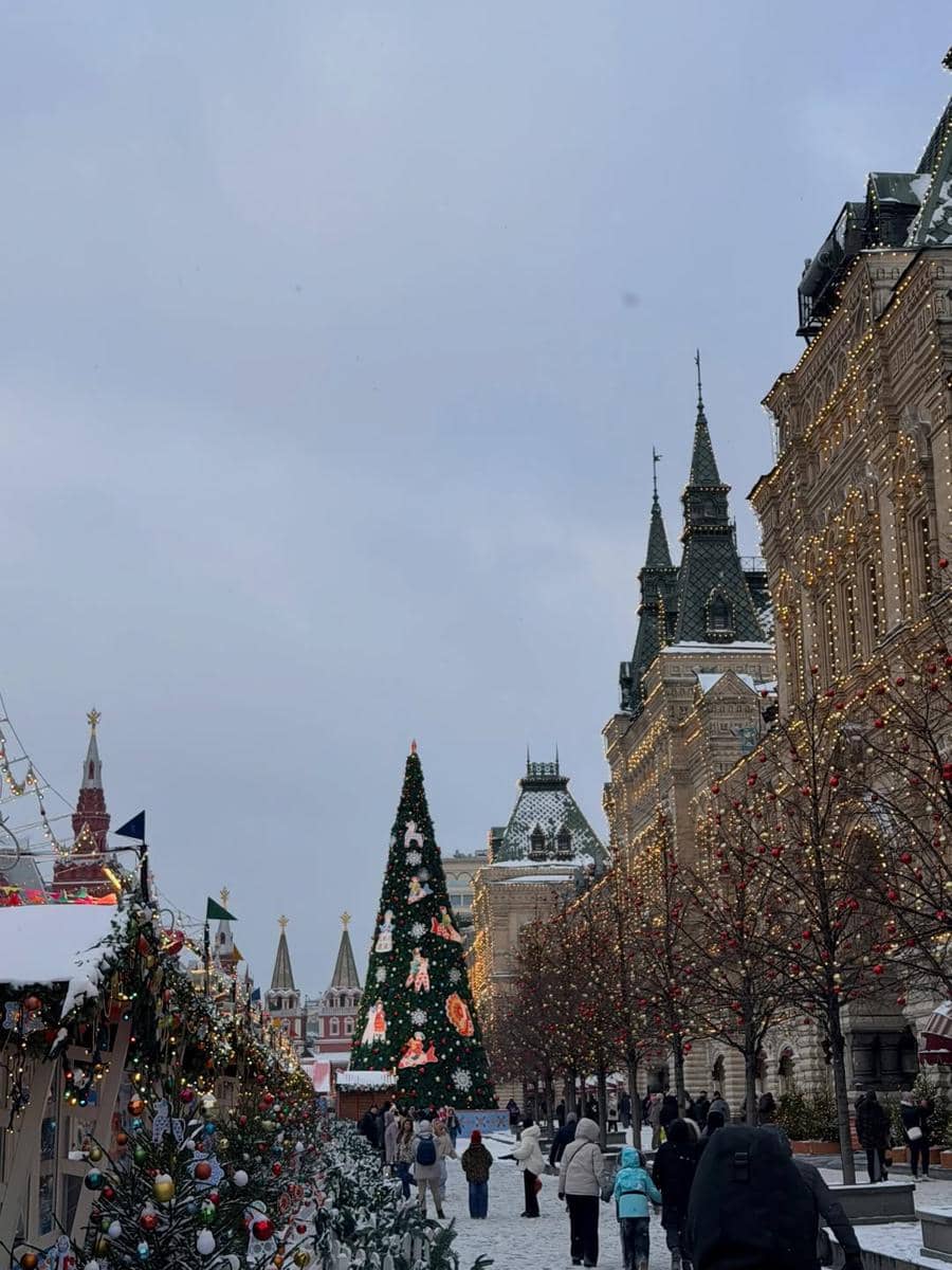 Andi Arsyil jalan-jalan di Kota Moskow