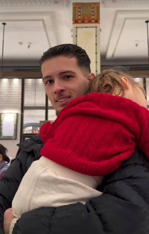 Liburan Jennifer Coppen dan Keluarga Justin Hubner di London (instagram.com/jennifercoppenreal20)