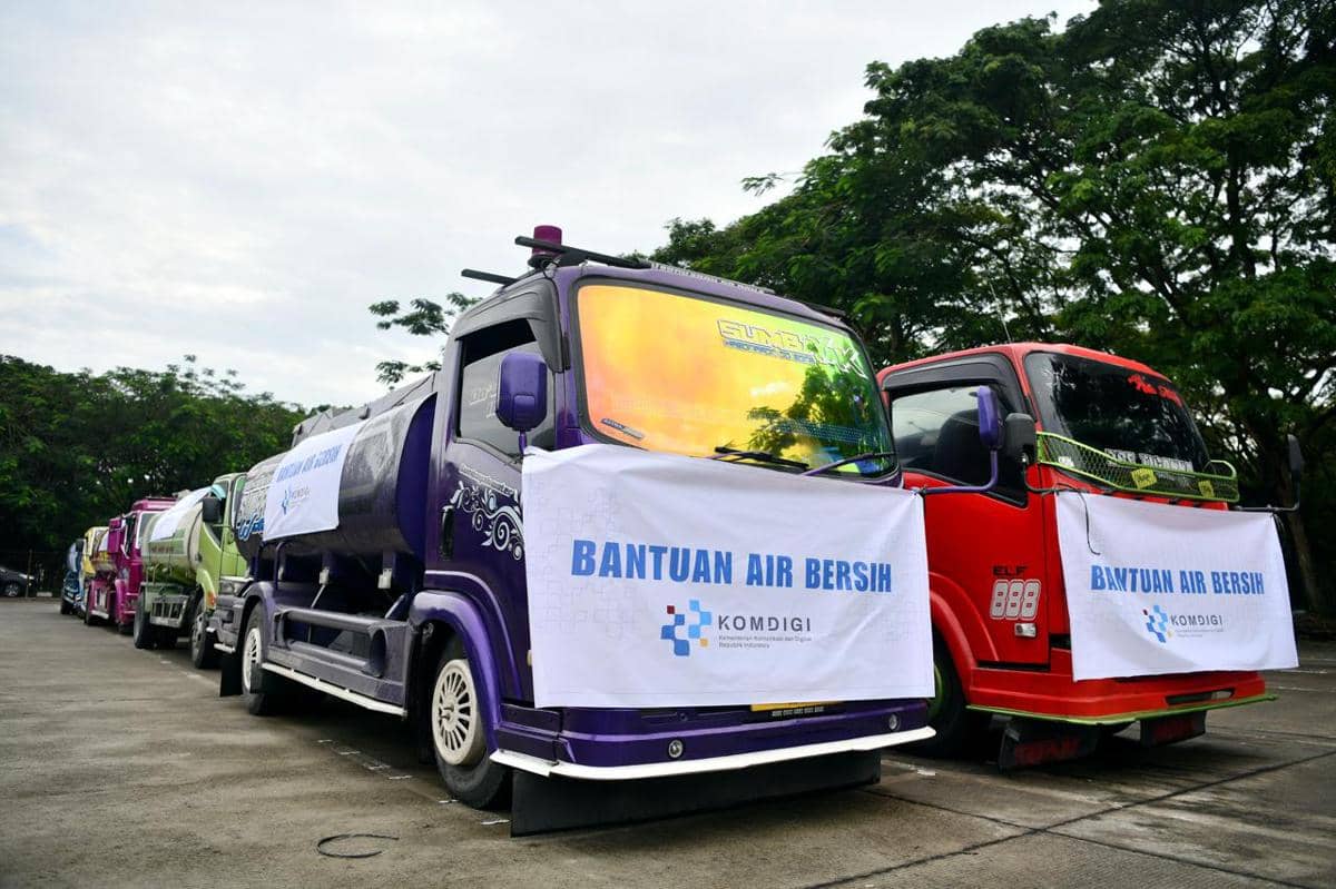 Air bersih bagi warga terdampak bencana banjir di Aceh Tamiang