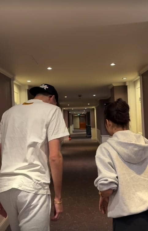 Liburan Jennifer Coppen dan Keluarga Justin Hubner di London (instagram.com/jennifercoppenreal20)