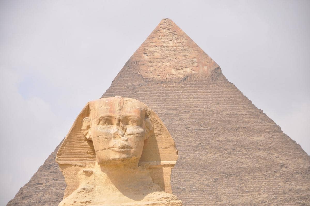 Sphinx Piramida Giza salah tempat bersejarah di Mesir Kuno