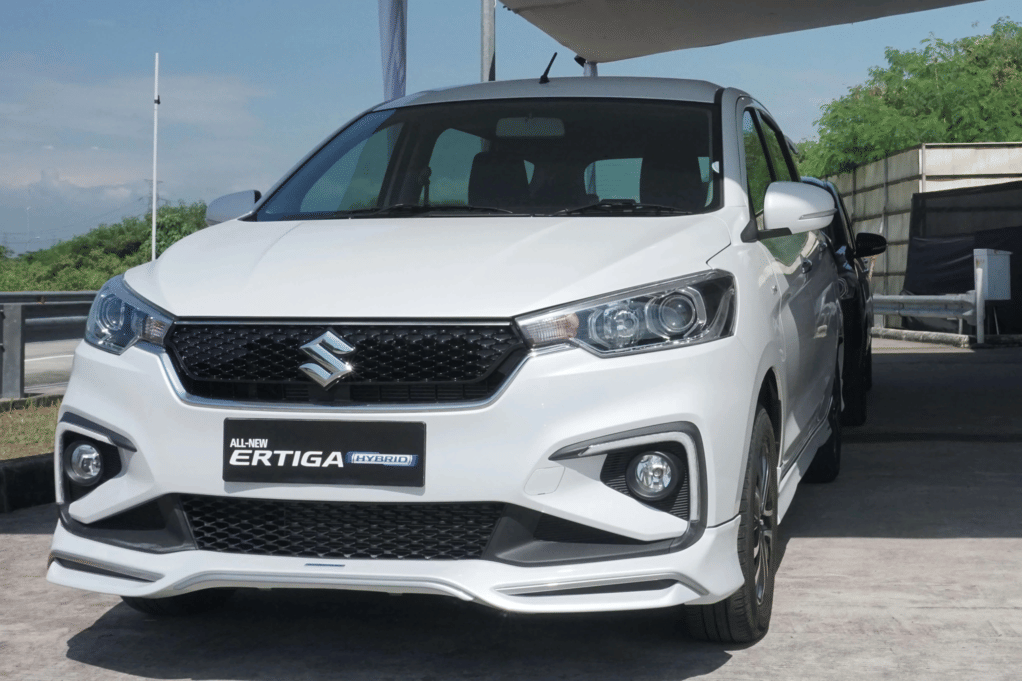 Mobil hybrid Rp200 jutaan