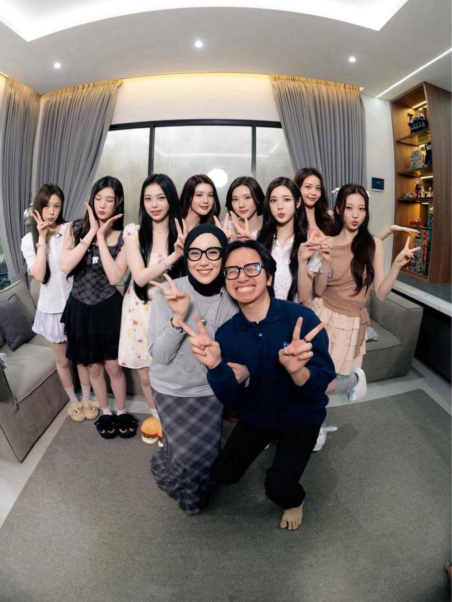 Potret Shadira Firdausi bikin konten bareng Hearts2Hearts