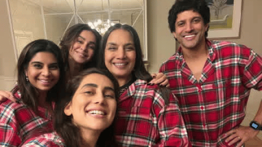 keluarga Farhan Akhtar