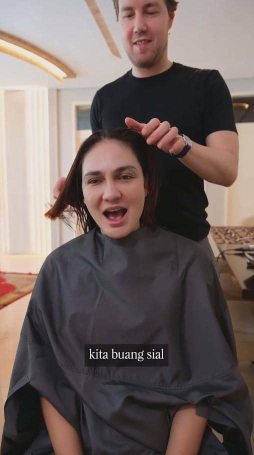 Luna Maya Potong Rambut Sambut Tahun 2026 (instagram.com/lunamaya)