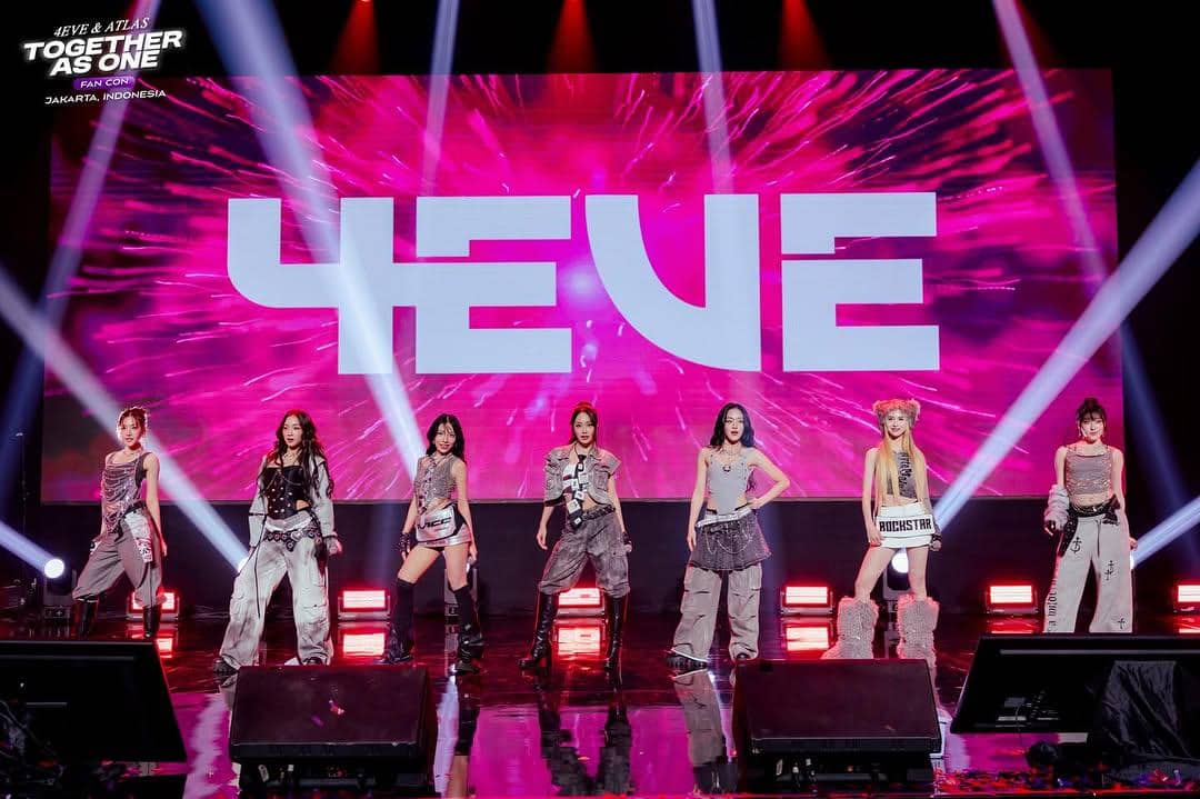 4EVE & ATLAS Together As One Fan Con