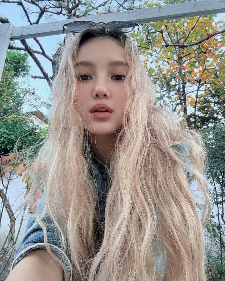 inspirasi makeup remaja ala Danielle