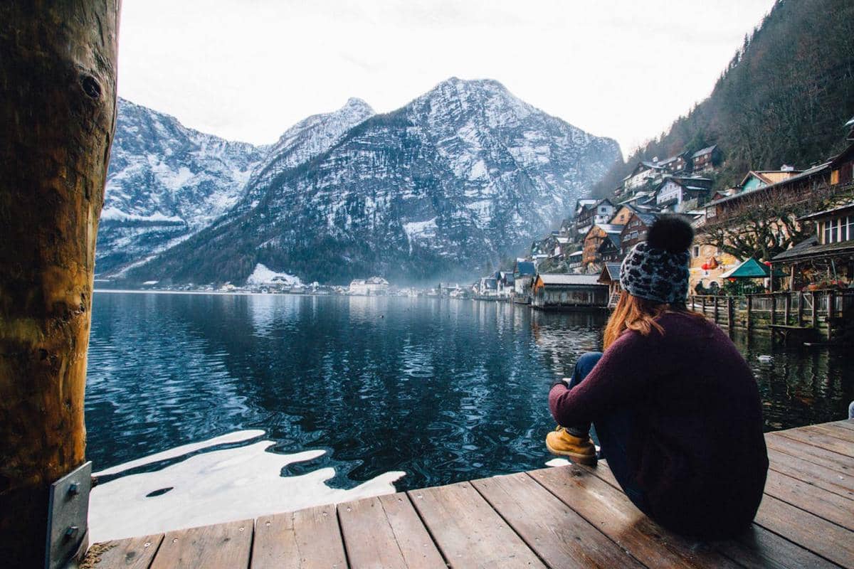 ilustrasi traveling di Hallstatt