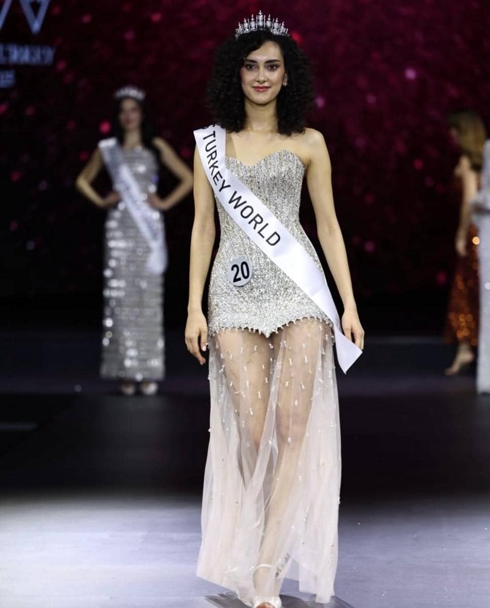 potret Sila Saraydemir, Miss World Turki 2026