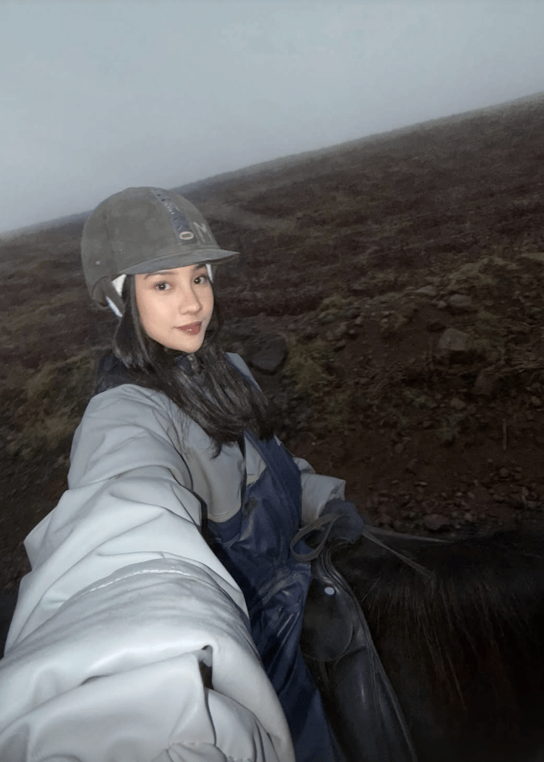 momen Anya Geraldine liburan ke Islandia