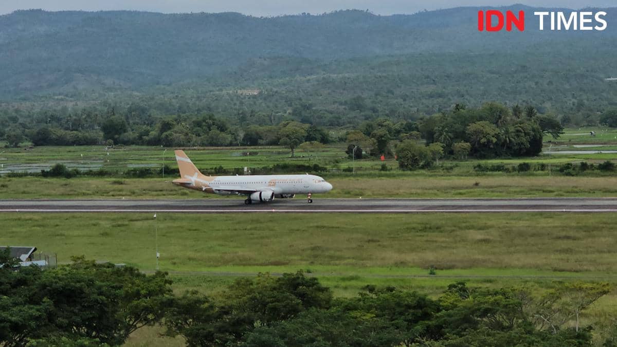 Penerbangan pesawat komersil di Bandara Banda Aceh