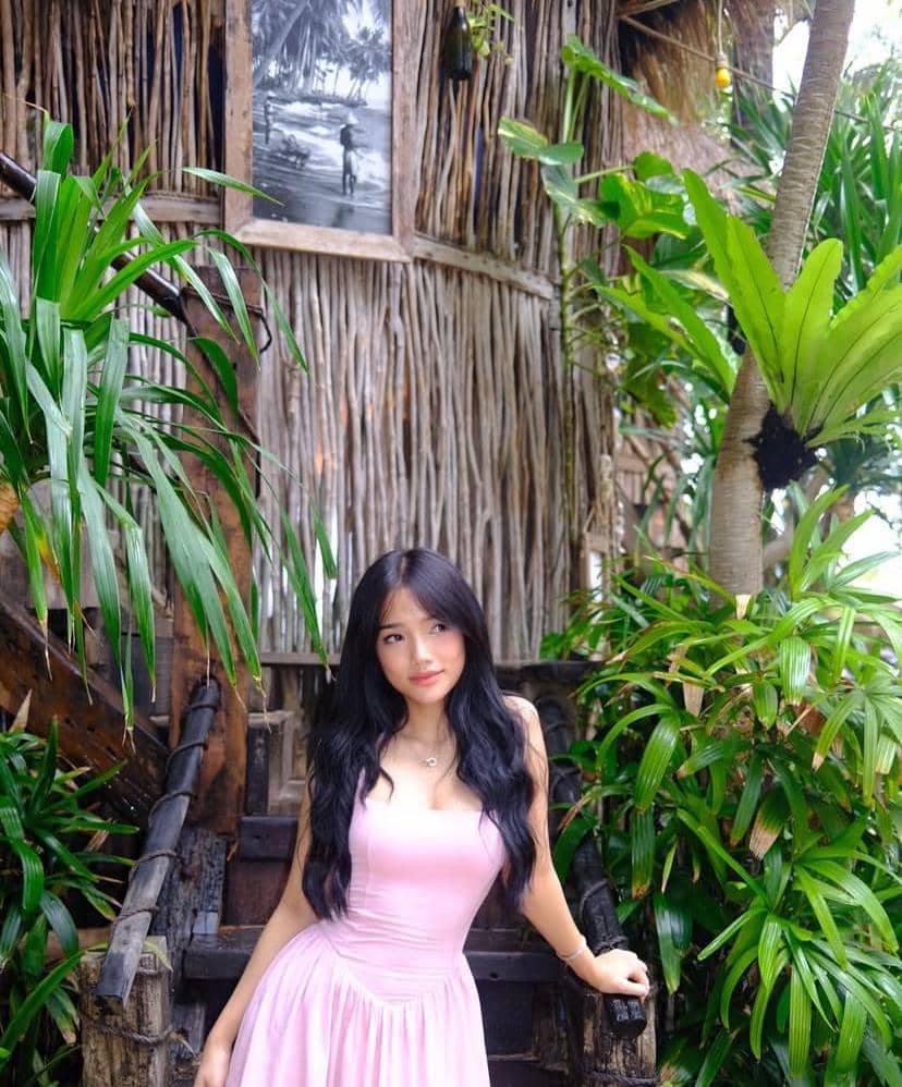 potret artis liburan akhir tahun 2025 di Bali 