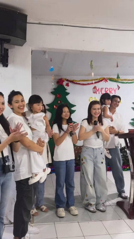 Felicya Angelista dan Hito Rayakan Natal di Panti Asuhan (instagram.com/felicyangelista_)