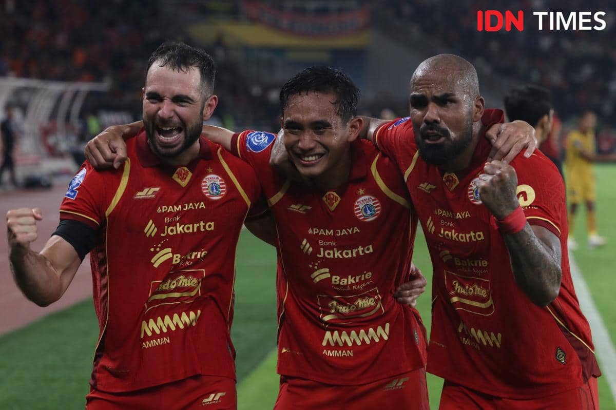Persija berhadapan dengan Bhayangkara FC di Super League