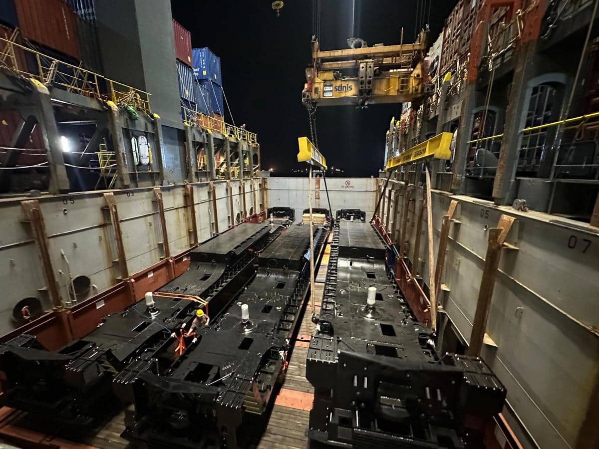 INKA Ekspor 3 Platform Lokomotif ke Australia