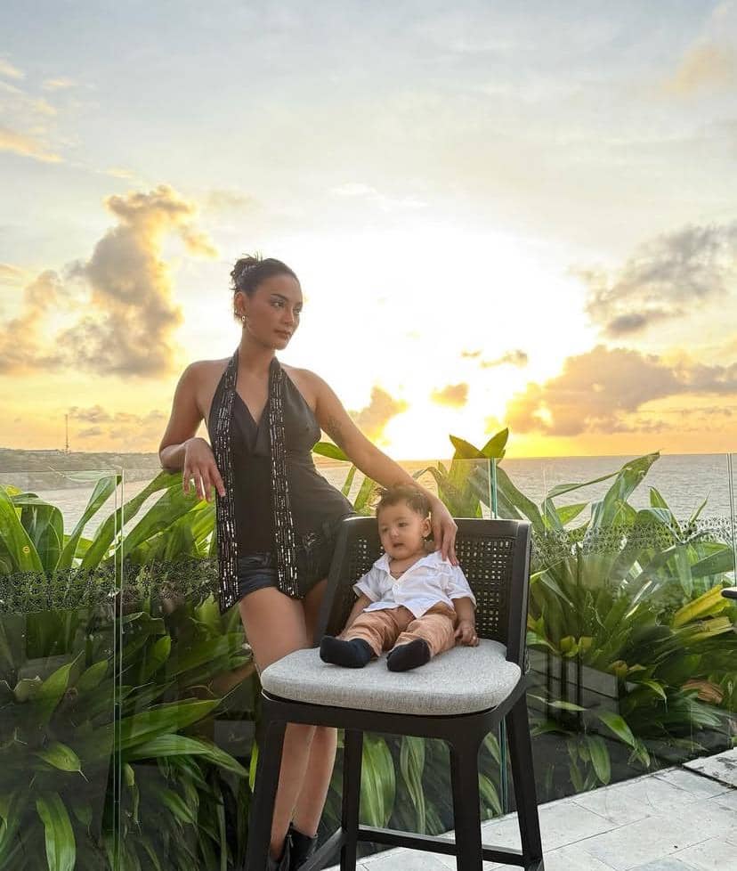 potret artis liburan akhir tahun 2025 di Bali 