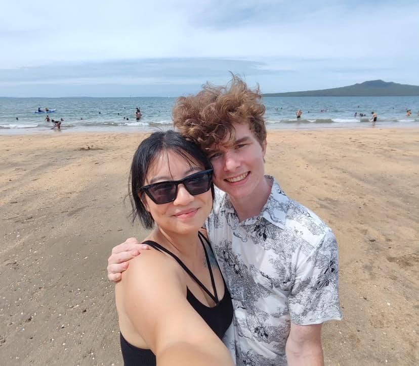 potret artis liburan tahun baru bareng pacar di luar negeri