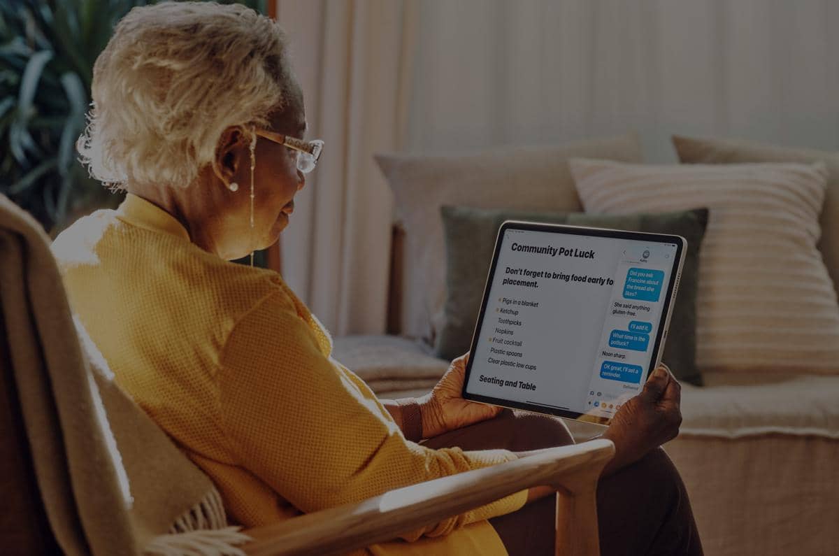 Fitur Display & Text Size mempermudah pengguna lansia membaca tampilan perangkat