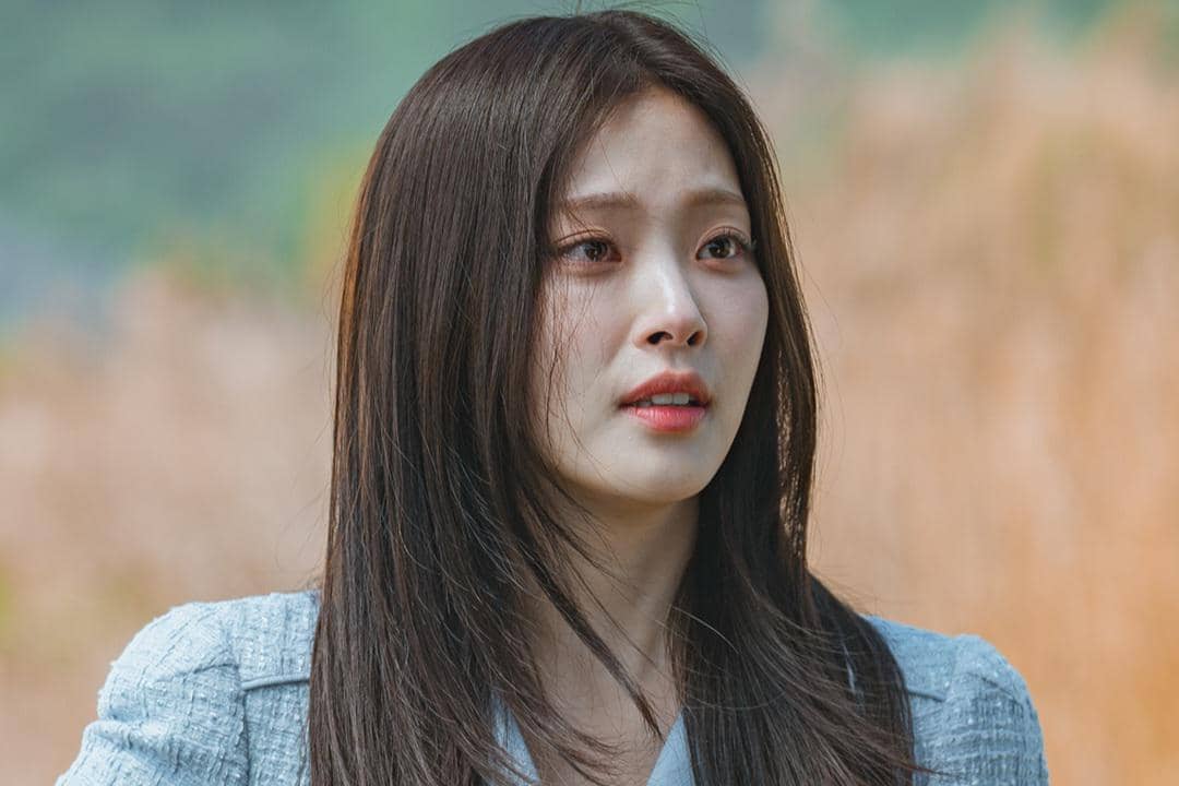 still cuts Choi Hee Jin di Idol I.