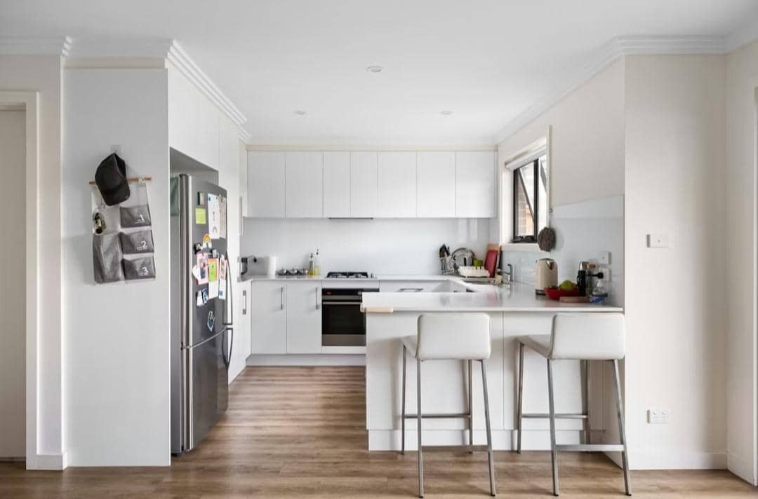 ilustrasi ruang makan ala kafe