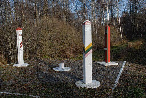 suasana di perbatasan Latvia, Lithuania, dan Belarus