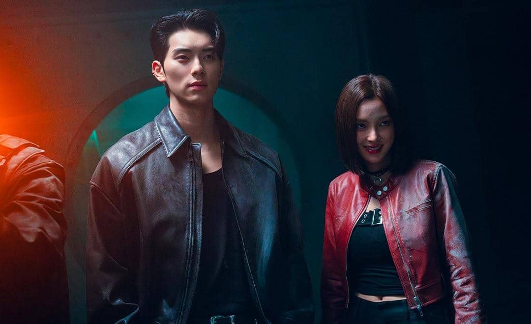 Jo Nathan (Lee Chae Min) dan Lee Su Eun (Shin Soo Hyun) dalam drama Korea Cashero