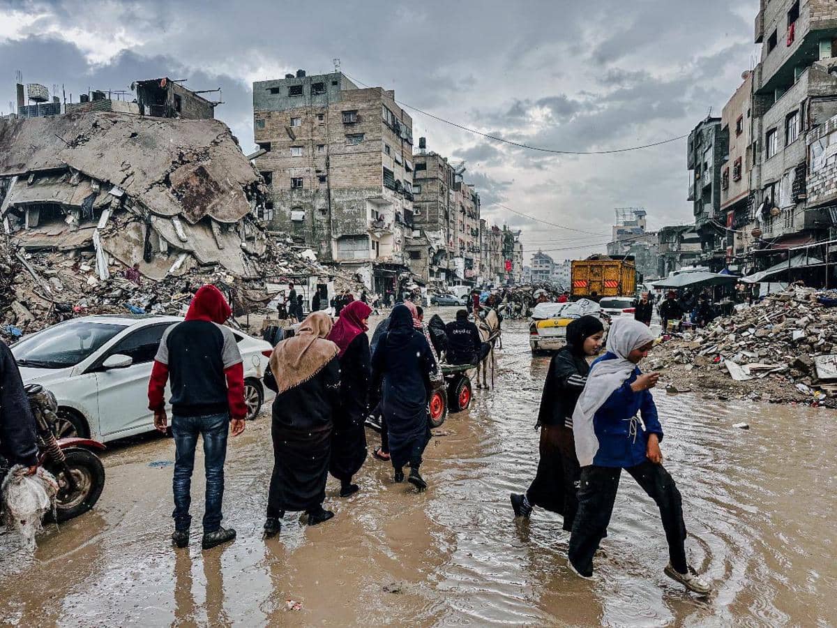 Badai Byron telah memperparah penderitaan rakyat Palestina yang telah kehilangan segalanya akibat Perang Israel di Gaza sejak Oktober 2023. (x.com/UNLazzarini)