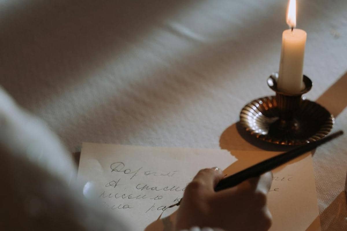 ilustrasi surat untuk diri sendiri di masa depan