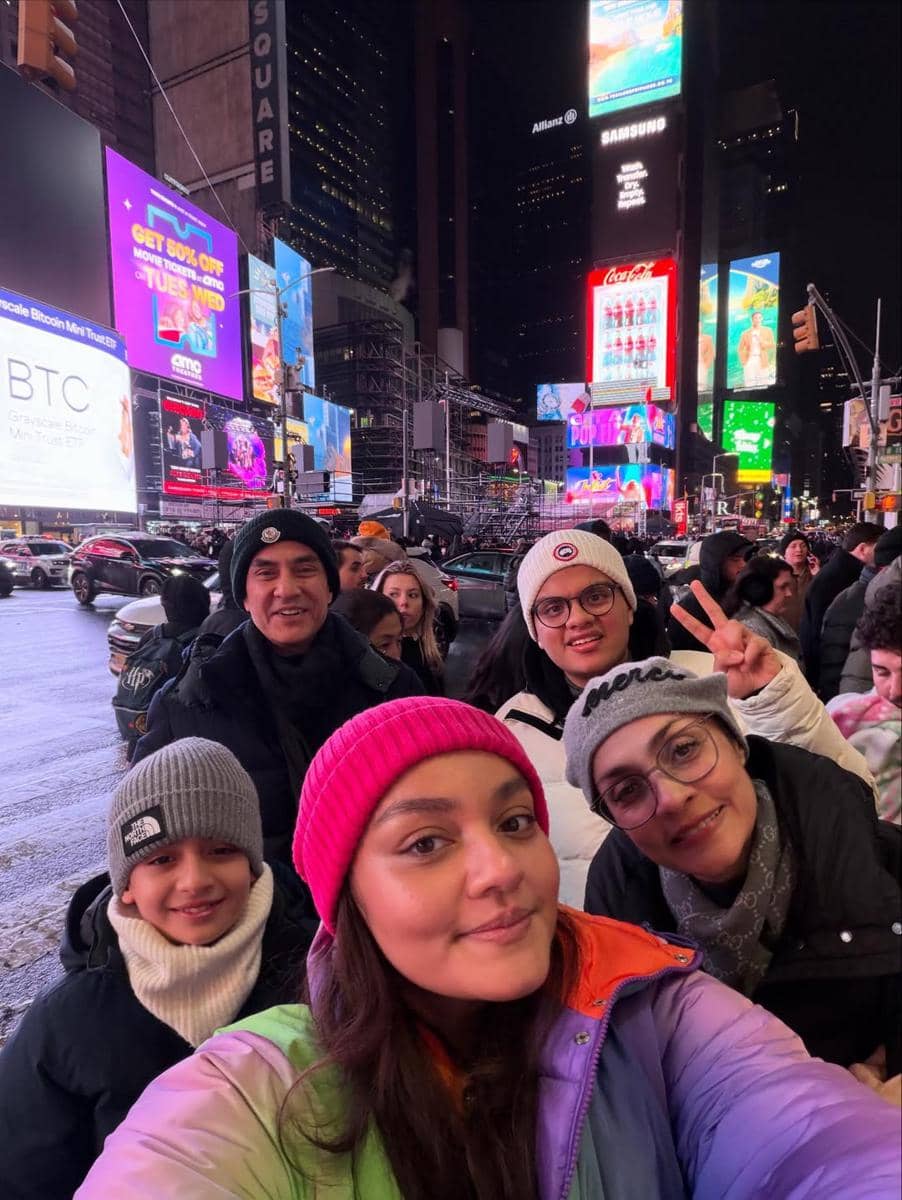 Keluarga Ferdy Hasan liburan akhir tahun di New York.