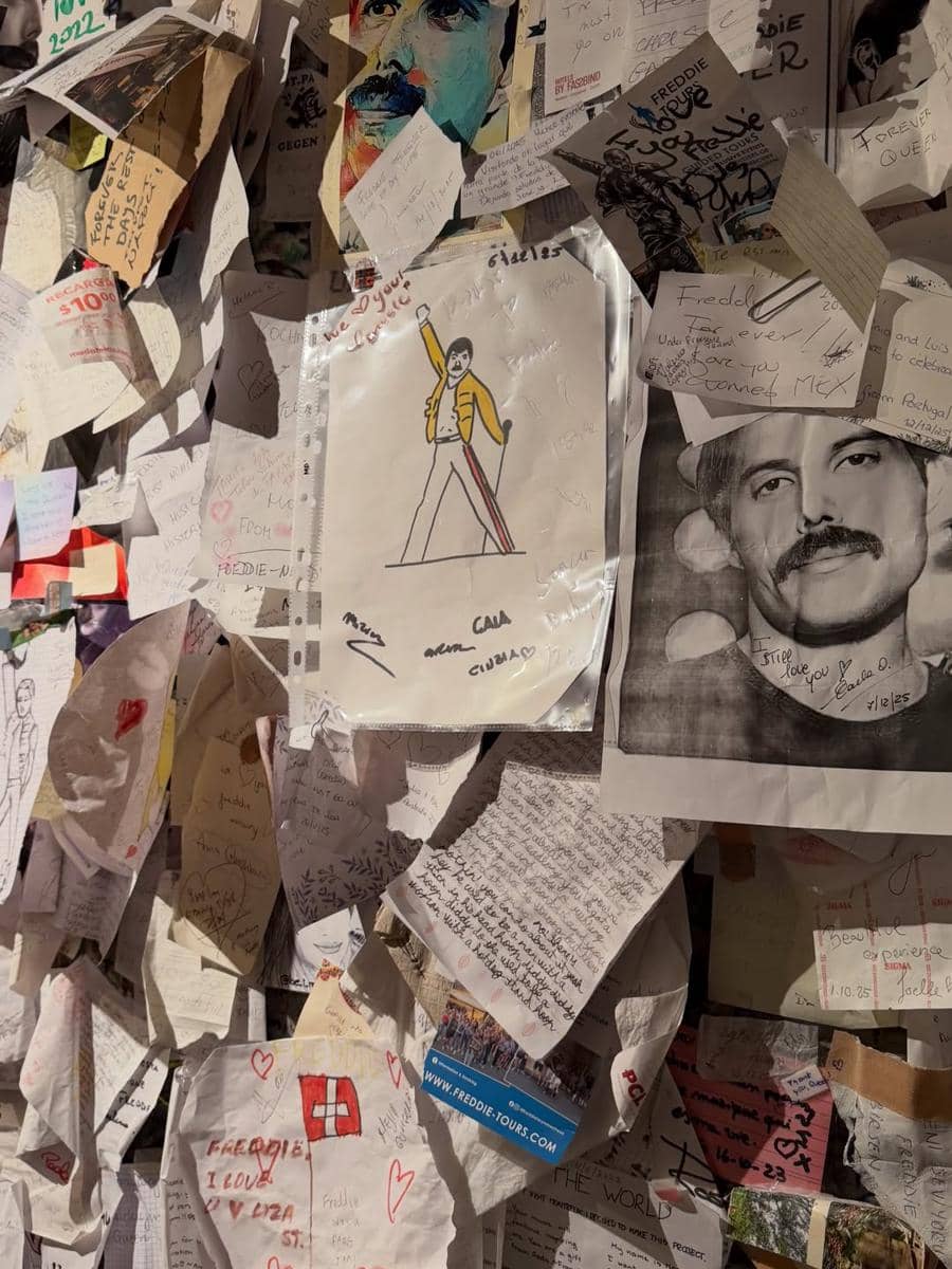 Nita Gunawan berkeliling Kota Montreux, Switzerland.