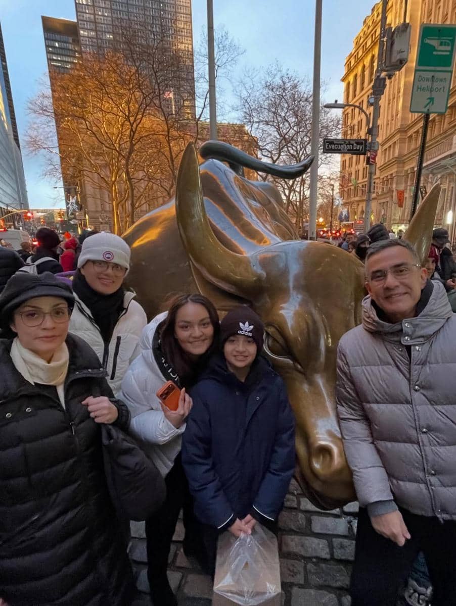 Keluarga Ferdy Hasan liburan akhir tahun di New York.