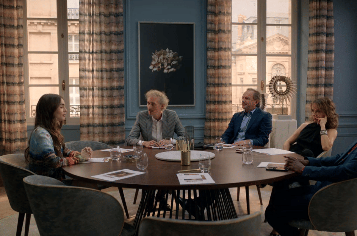 Emily in Paris Season 1