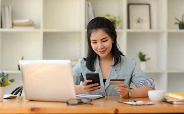 ilustrasi kartu kredit untuk kebutuhan penting