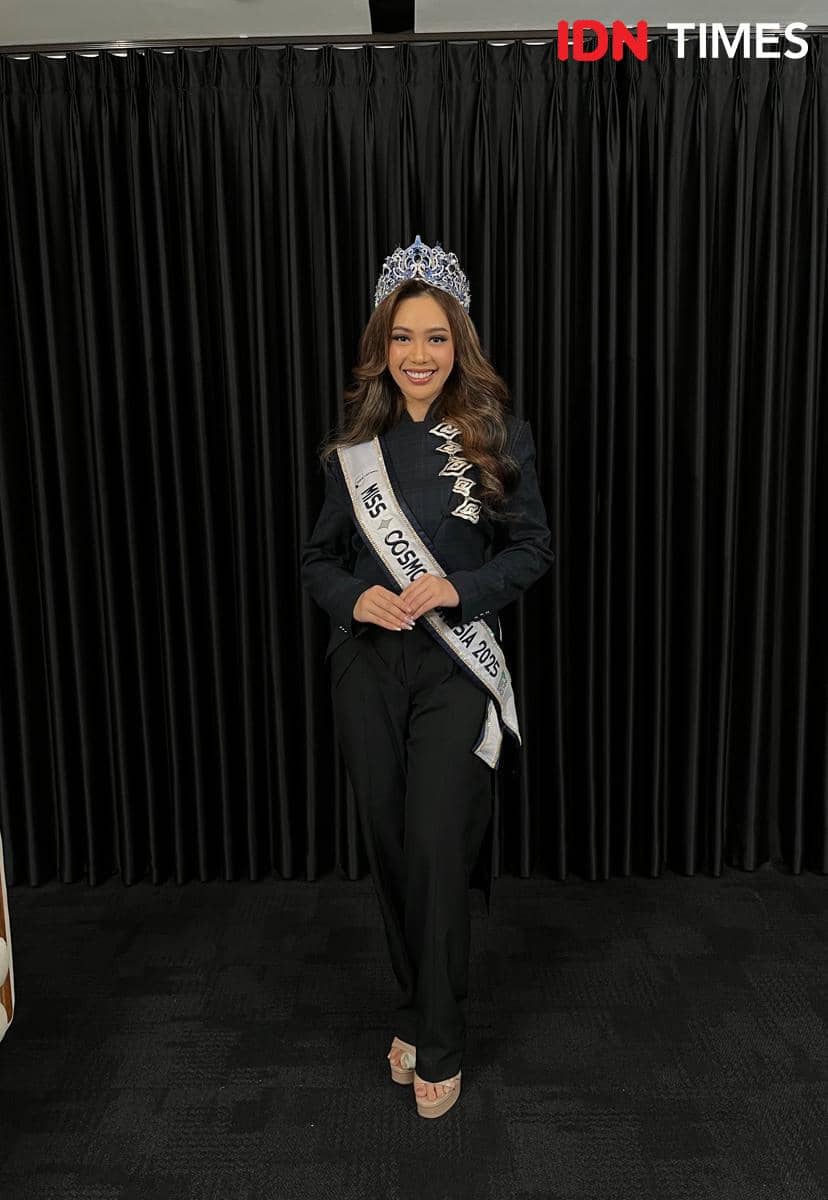 Exclusive interview IDN Times dengan Salma Ranggita pada Selasa (23/12/25) di IDN HQ, Jakarta Selatan. (IDN Times/Nisa Zarawaki)